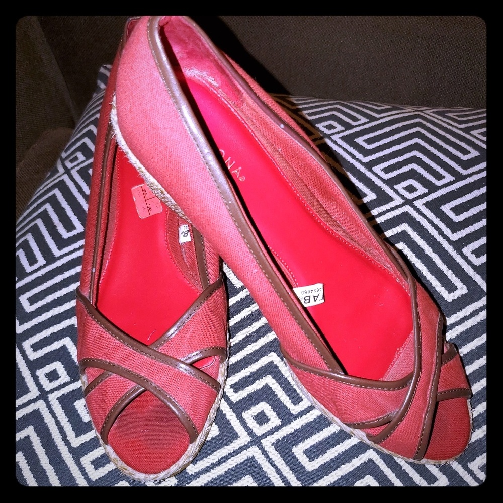 Merona Red Peep Toe Wedges Size 10